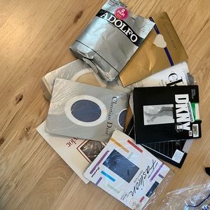 BUNDLE VINTAGE PANTYHOSE